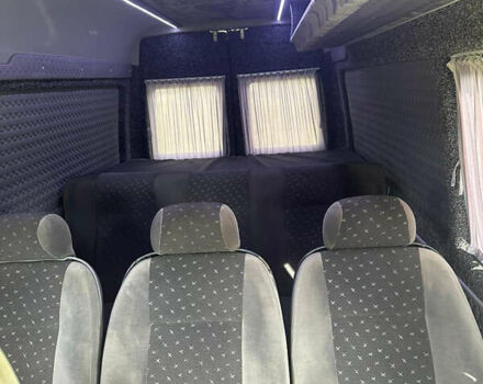 Белый Мерседес Sprinter, объемом двигателя 0 л и пробегом 450 тыс. км за 11814 $, фото 17 на Automoto.ua