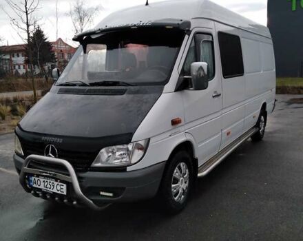 Белый Мерседес Sprinter, объемом двигателя 2.2 л и пробегом 500 тыс. км за 11000 $, фото 9 на Automoto.ua