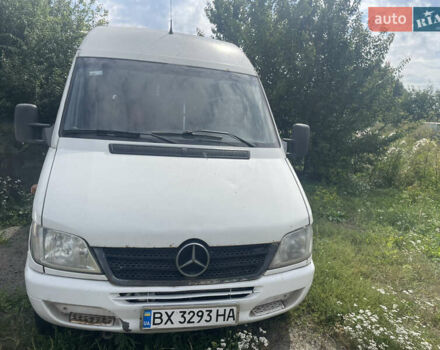 Белый Мерседес Sprinter, объемом двигателя 2.15 л и пробегом 800 тыс. км за 4300 $, фото 2 на Automoto.ua