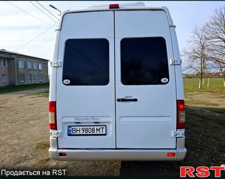 Білий Мерседес Sprinter, об'ємом двигуна 2.7 л та пробігом 453 тис. км за 8700 $, фото 1 на Automoto.ua