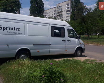Белый Мерседес Sprinter, объемом двигателя 2.2 л и пробегом 500 тыс. км за 13500 $, фото 14 на Automoto.ua