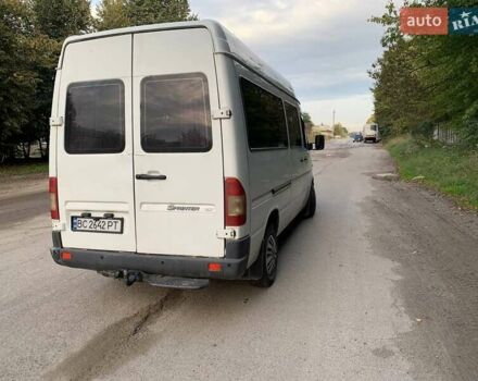 Белый Мерседес Sprinter, объемом двигателя 2.69 л и пробегом 770 тыс. км за 6500 $, фото 7 на Automoto.ua
