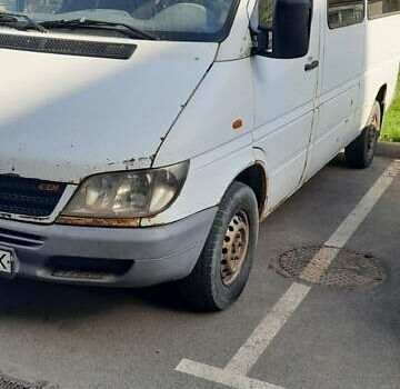 Білий Мерседес Sprinter, об'ємом двигуна 2.15 л та пробігом 500 тис. км за 4999 $, фото 1 на Automoto.ua