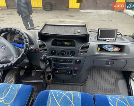 Белый Мерседес Sprinter, объемом двигателя 2.7 л и пробегом 4 тыс. км за 15000 $, фото 2 на Automoto.ua