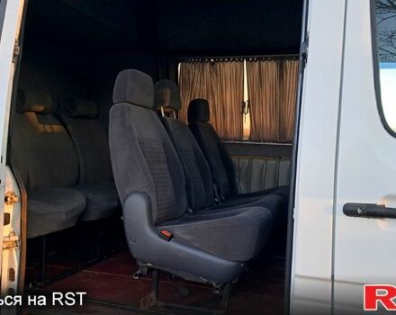 Белый Мерседес Sprinter, объемом двигателя 2.7 л и пробегом 700 тыс. км за 9000 $, фото 7 на Automoto.ua