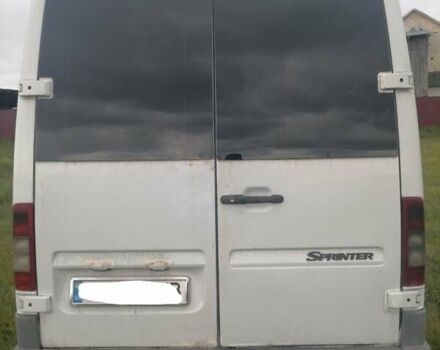 Белый Мерседес Sprinter, объемом двигателя 2.1 л и пробегом 670 тыс. км за 8200 $, фото 4 на Automoto.ua