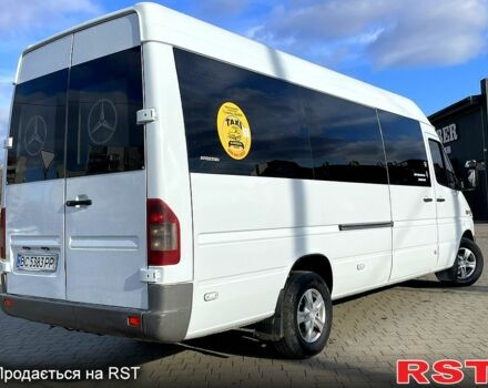 Белый Мерседес Sprinter, объемом двигателя 2.7 л и пробегом 175 тыс. км за 15000 $, фото 6 на Automoto.ua