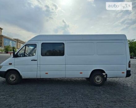 Білий Мерседес Sprinter, об'ємом двигуна 2.15 л та пробігом 473 тис. км за 9800 $, фото 1 на Automoto.ua