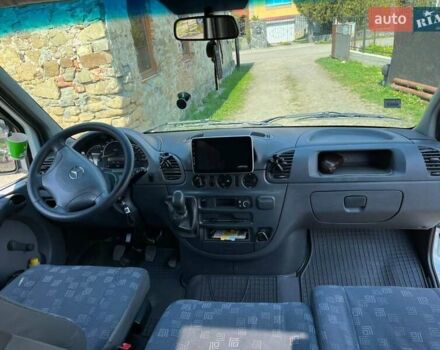 Белый Мерседес Sprinter, объемом двигателя 2.2 л и пробегом 620 тыс. км за 7500 $, фото 15 на Automoto.ua