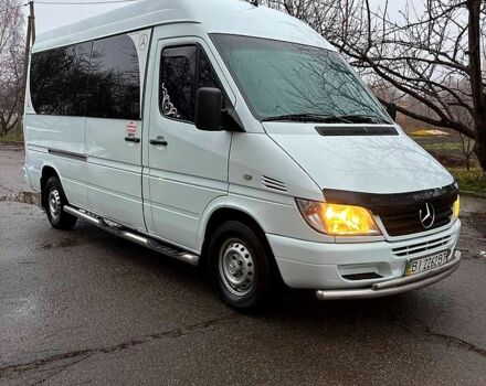 Белый Мерседес Sprinter, объемом двигателя 2.7 л и пробегом 645 тыс. км за 5800 $, фото 2 на Automoto.ua
