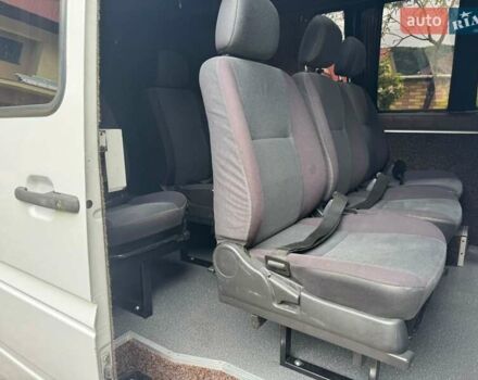 Белый Мерседес Sprinter, объемом двигателя 2.2 л и пробегом 458 тыс. км за 7800 $, фото 19 на Automoto.ua