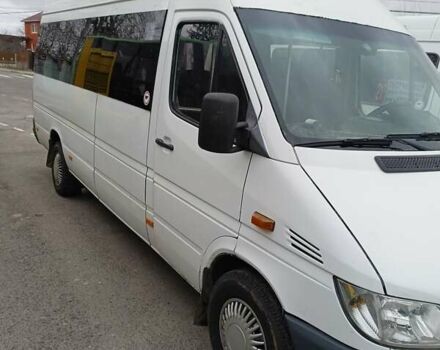 Белый Мерседес Sprinter, объемом двигателя 2.2 л и пробегом 527 тыс. км за 7500 $, фото 8 на Automoto.ua