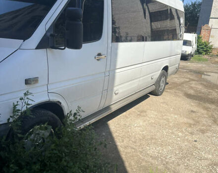 Белый Мерседес Sprinter, объемом двигателя 2.15 л и пробегом 100 тыс. км за 13500 $, фото 11 на Automoto.ua