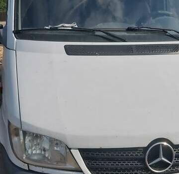 Белый Мерседес Sprinter, объемом двигателя 0 л и пробегом 600 тыс. км за 8900 $, фото 3 на Automoto.ua