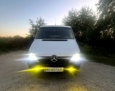 Белый Мерседес Sprinter, объемом двигателя 2.7 л и пробегом 712 тыс. км за 8200 $, фото 2 на Automoto.ua
