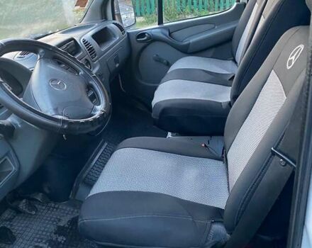 Белый Мерседес Sprinter, объемом двигателя 2.2 л и пробегом 547 тыс. км за 8000 $, фото 13 на Automoto.ua