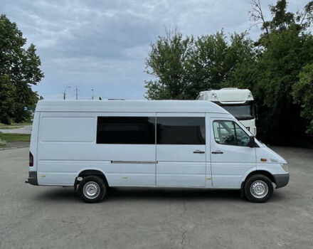 Белый Мерседес Sprinter, объемом двигателя 0 л и пробегом 175 тыс. км за 8500 $, фото 4 на Automoto.ua