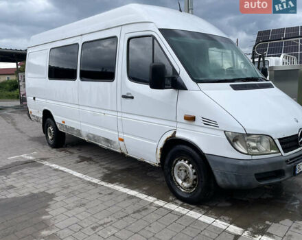 Білий Мерседес Sprinter, об'ємом двигуна 2.15 л та пробігом 450 тис. км за 5500 $, фото 1 на Automoto.ua