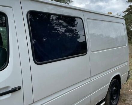 Белый Мерседес Sprinter, объемом двигателя 2.1 л и пробегом 383 тыс. км за 10700 $, фото 4 на Automoto.ua