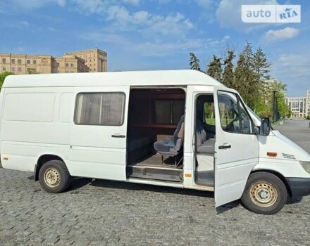 Білий Мерседес Sprinter, об'ємом двигуна 2.15 л та пробігом 473 тис. км за 9800 $, фото 11 на Automoto.ua