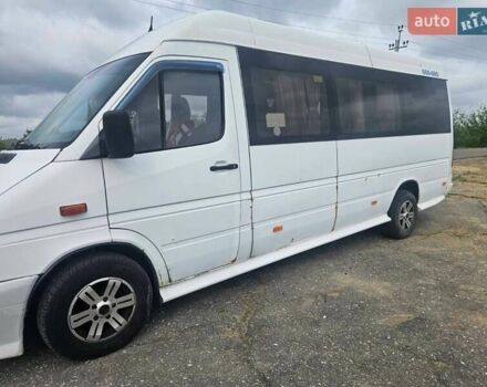 Белый Мерседес Sprinter, объемом двигателя 2.15 л и пробегом 650 тыс. км за 8000 $, фото 2 на Automoto.ua