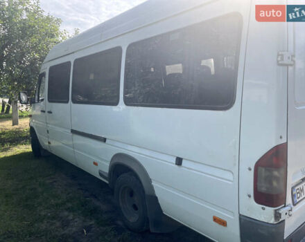 Белый Мерседес Sprinter, объемом двигателя 0 л и пробегом 890 тыс. км за 10900 $, фото 2 на Automoto.ua