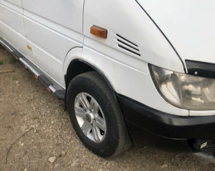 Белый Мерседес Sprinter, объемом двигателя 0 л и пробегом 550 тыс. км за 9500 $, фото 1 на Automoto.ua