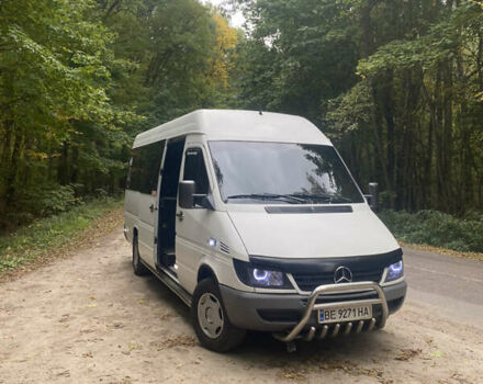 Белый Мерседес Sprinter, объемом двигателя 2.15 л и пробегом 100 тыс. км за 13500 $, фото 1 на Automoto.ua