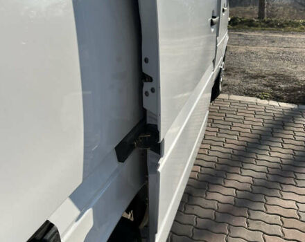 Белый Мерседес Sprinter, объемом двигателя 0 л и пробегом 205 тыс. км за 14800 $, фото 37 на Automoto.ua