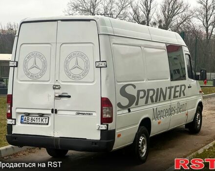 Білий Мерседес Sprinter, об'ємом двигуна 2.2 л та пробігом 200 тис. км за 9500 $, фото 3 на Automoto.ua