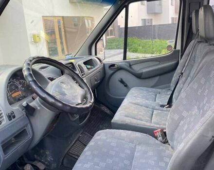Белый Мерседес Sprinter, объемом двигателя 2.1 л и пробегом 466 тыс. км за 8000 $, фото 8 на Automoto.ua