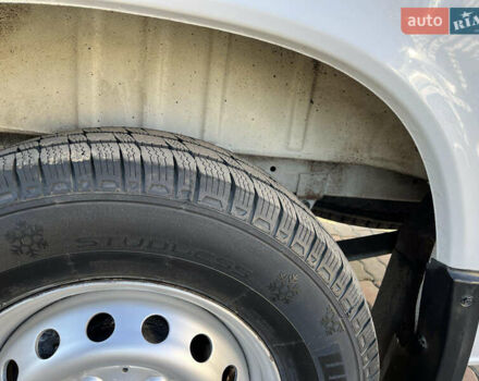 Белый Мерседес Sprinter, объемом двигателя 0 л и пробегом 205 тыс. км за 14800 $, фото 49 на Automoto.ua