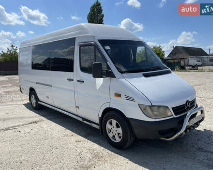Білий Мерседес Sprinter, об'ємом двигуна 2.7 л та пробігом 900 тис. км за 16300 $, фото 1 на Automoto.ua