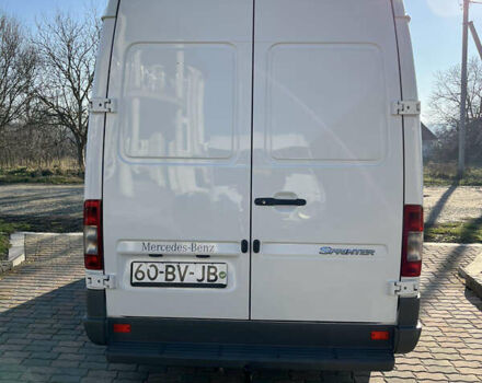 Белый Мерседес Sprinter, объемом двигателя 0 л и пробегом 205 тыс. км за 14800 $, фото 7 на Automoto.ua