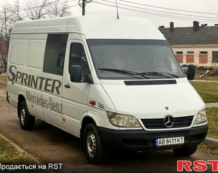Білий Мерседес Sprinter, об'ємом двигуна 2.2 л та пробігом 200 тис. км за 9500 $, фото 4 на Automoto.ua