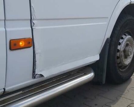 Белый Мерседес Sprinter, объемом двигателя 2.7 л и пробегом 700 тыс. км за 9500 $, фото 7 на Automoto.ua