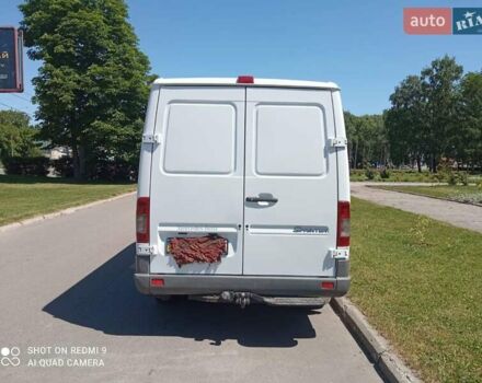 Белый Мерседес Sprinter, объемом двигателя 2.1 л и пробегом 311 тыс. км за 7900 $, фото 4 на Automoto.ua