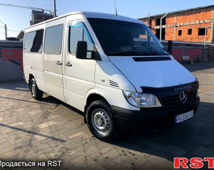 Белый Мерседес Sprinter, объемом двигателя 2.1 л и пробегом 350 тыс. км за 7800 $, фото 1 на Automoto.ua
