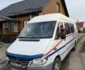 Белый Мерседес Sprinter, объемом двигателя 2.2 л и пробегом 445 тыс. км за 10800 $, фото 2 на Automoto.ua