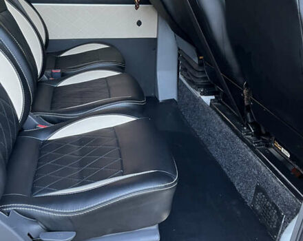 Белый Мерседес Sprinter, объемом двигателя 2.1 л и пробегом 900 тыс. км за 12000 $, фото 13 на Automoto.ua