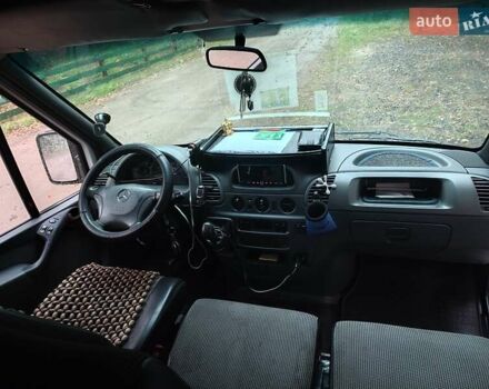 Білий Мерседес Sprinter, об'ємом двигуна 2.69 л та пробігом 880 тис. км за 8800 $, фото 6 на Automoto.ua
