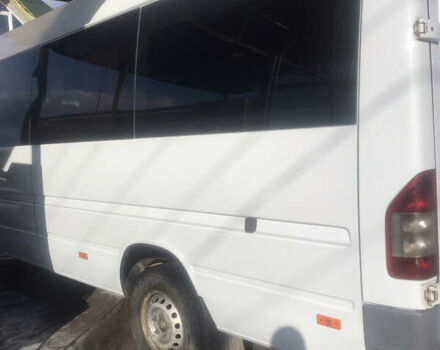Білий Мерседес Sprinter, об'ємом двигуна 2.7 л та пробігом 365 тис. км за 10200 $, фото 1 на Automoto.ua
