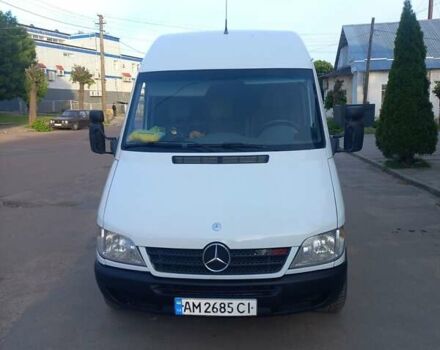 Білий Мерседес Sprinter, об'ємом двигуна 2.7 л та пробігом 230 тис. км за 10500 $, фото 2 на Automoto.ua