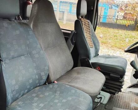 Белый Мерседес Sprinter, объемом двигателя 2.3 л и пробегом 183 тыс. км за 8555 $, фото 7 на Automoto.ua
