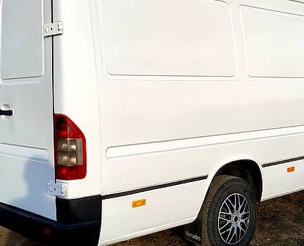 Білий Мерседес Sprinter, об'ємом двигуна 2.2 л та пробігом 0 тис. км за 10000 $, фото 3 на Automoto.ua