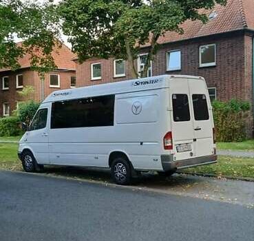 Белый Мерседес Sprinter, объемом двигателя 2.7 л и пробегом 360 тыс. км за 7900 $, фото 2 на Automoto.ua