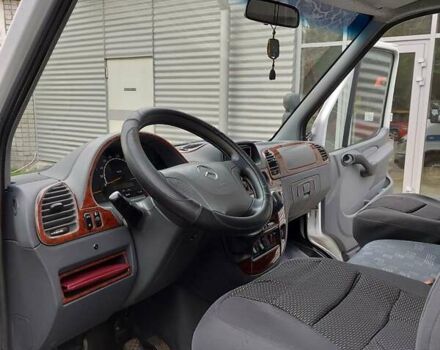 Белый Мерседес Sprinter, объемом двигателя 2.1 л и пробегом 350 тыс. км за 12900 $, фото 10 на Automoto.ua