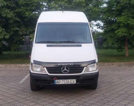 Белый Мерседес Sprinter, объемом двигателя 2.1 л и пробегом 556 тыс. км за 9500 $, фото 1 на Automoto.ua