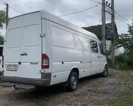 Белый Мерседес Sprinter, объемом двигателя 2.2 л и пробегом 497 тыс. км за 10500 $, фото 2 на Automoto.ua