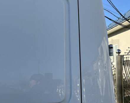 Белый Мерседес Sprinter, объемом двигателя 0 л и пробегом 205 тыс. км за 14800 $, фото 56 на Automoto.ua